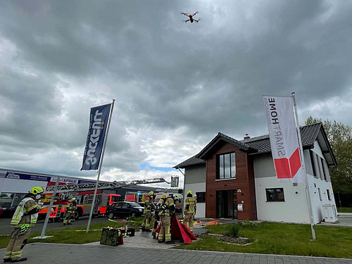 Smart Home mit Drohne bei Einsatz&uuml;bung